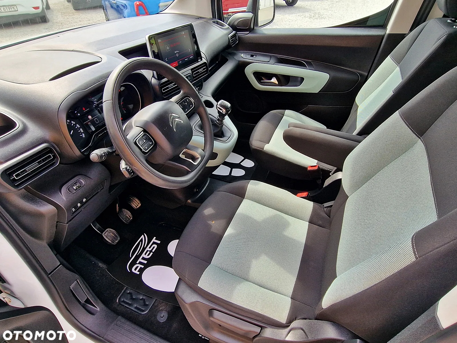 Citroën Berlingo M 1.2 PureTech Feel S&S - 8