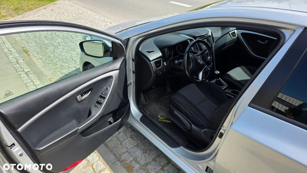 Hyundai i30 1.4 Classic - 10