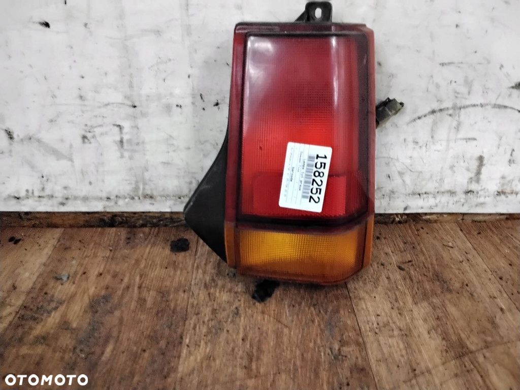 DAEWOO TICO LAMPA TYŁ PRAWA - 1