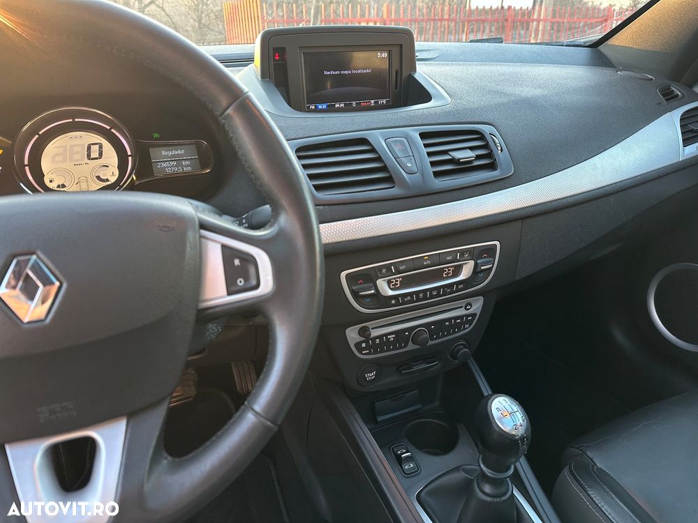 Renault Megane III 1.5 dCi Color Edition - 11