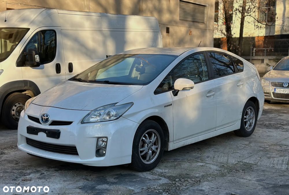 Toyota Prius - 10