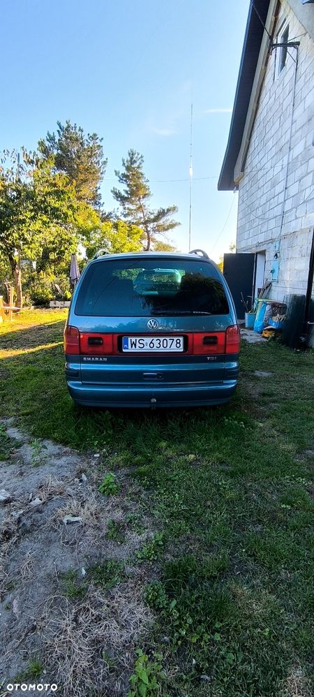 Volkswagen Sharan - 4
