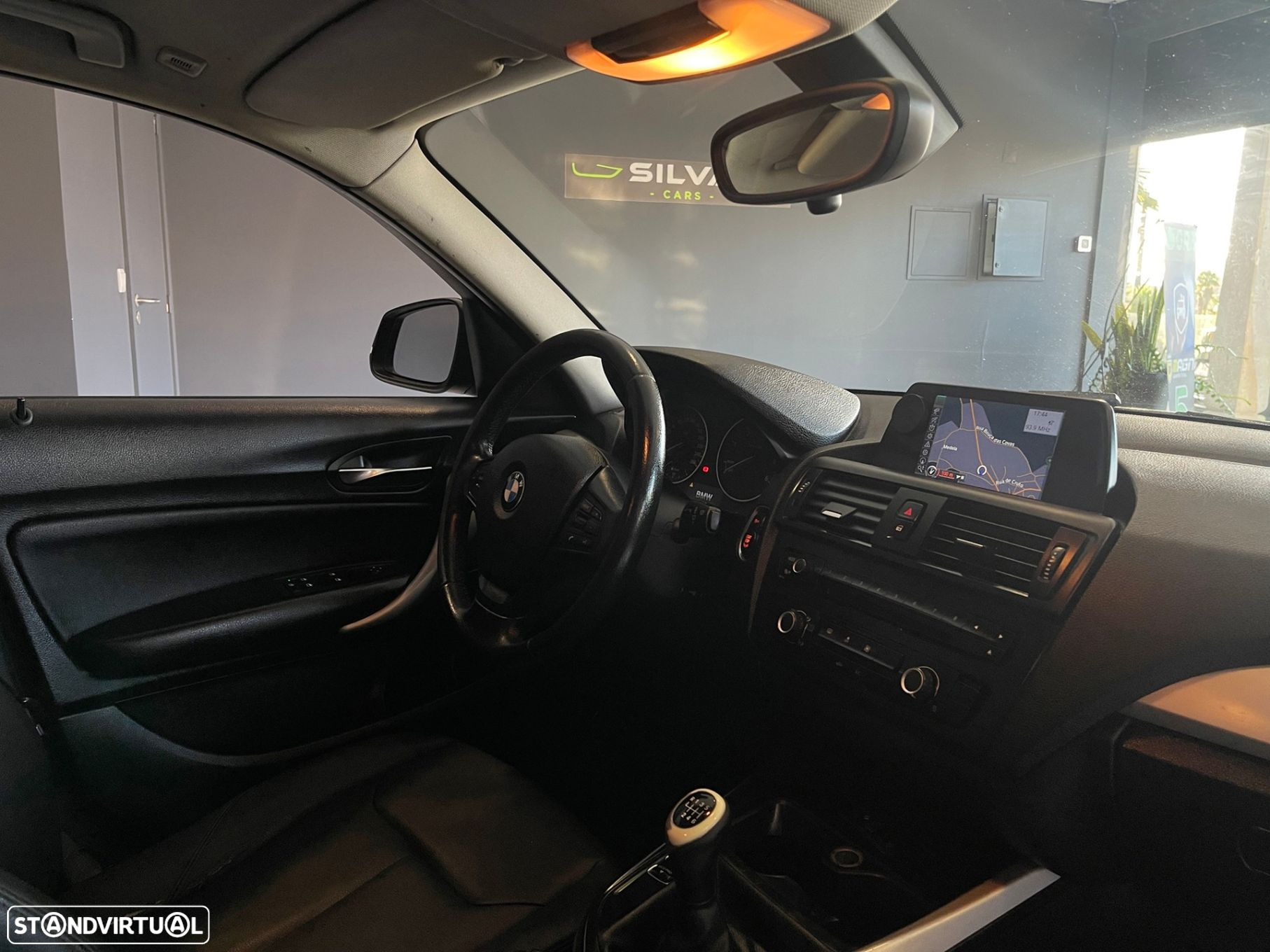 BMW 116 d EfficientDynamics - 17