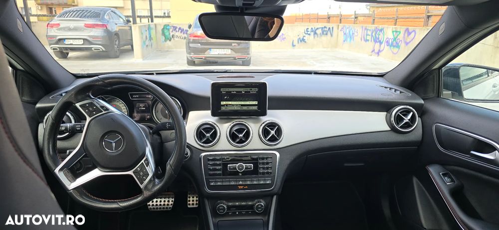 Mercedes-Benz GLA 200 (CDI) d 4Matic 7G-DCT AMG Line - 10