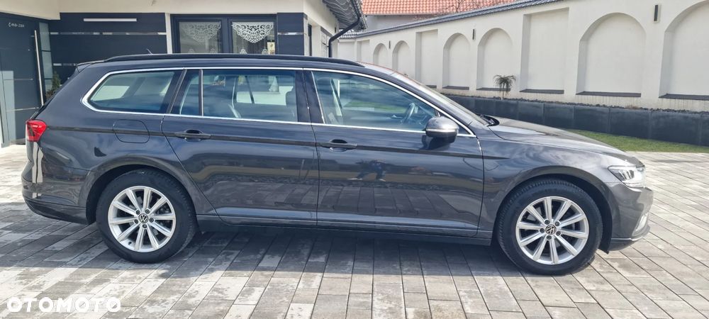 Volkswagen Passat - 3