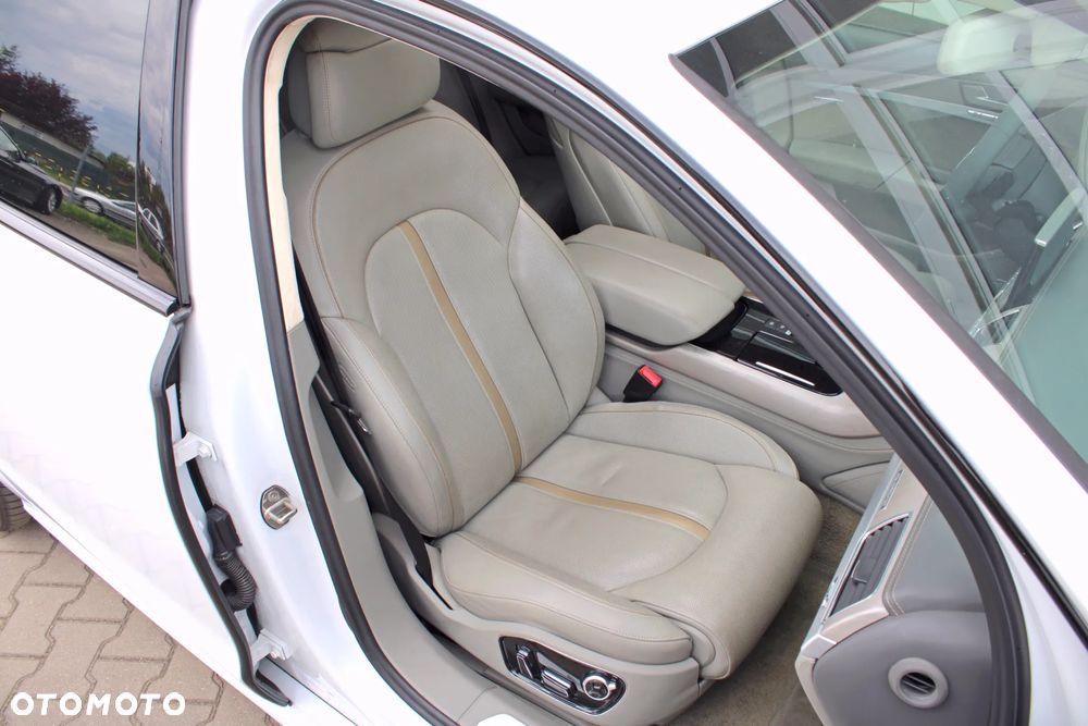 Audi A8 4.0 TFSI cylinder on demand quattro tiptronic - 22