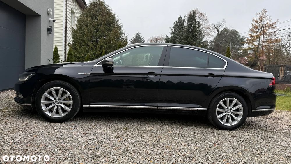 Volkswagen Passat 2.0 TSI (BlueMotion Technology) 4Motion DSG Highline - 9