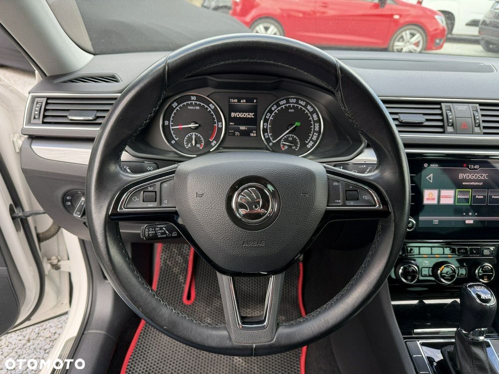 Skoda Superb 2.0 TDI 4x4 DSG L&K - 16