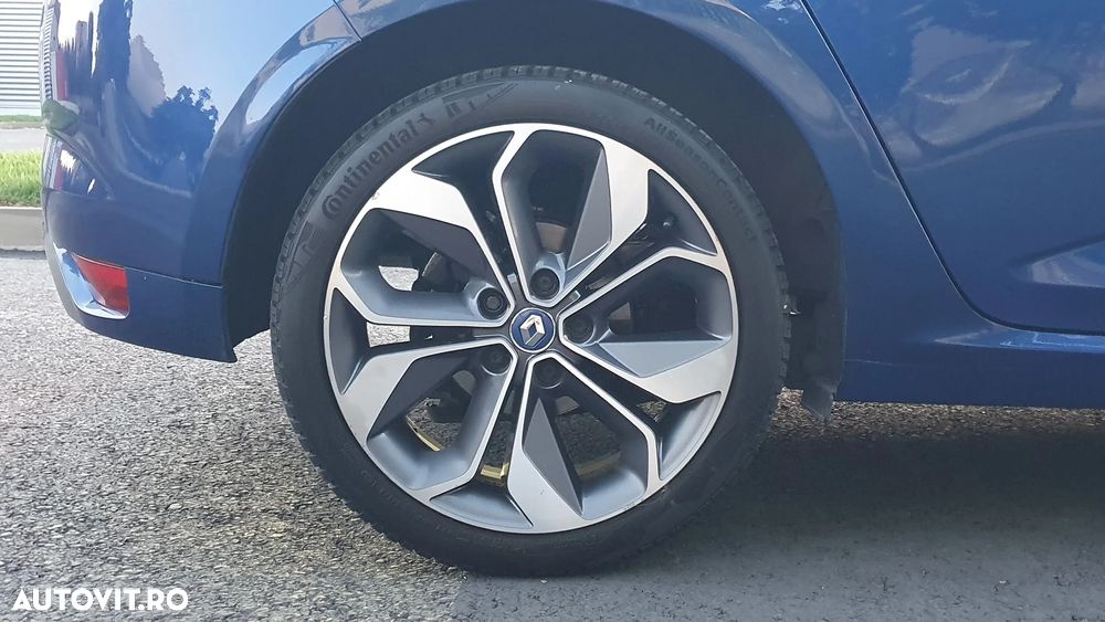 Renault Megane BLUE dCi 115 EDC R.S. LINE - 23