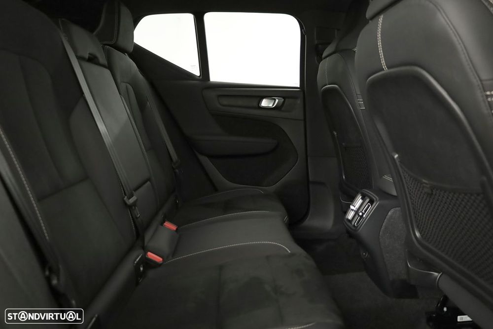 Volvo XC 40 1.5 T2 Plus Dark Auto - 21