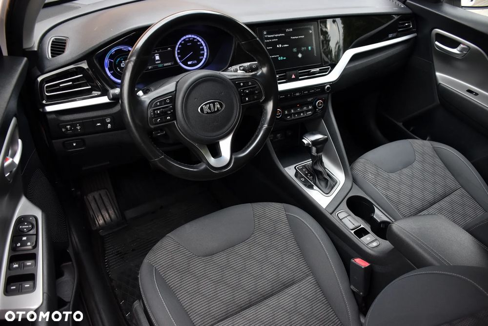 Kia Niro 1.6 GDI Hybrid M - 5