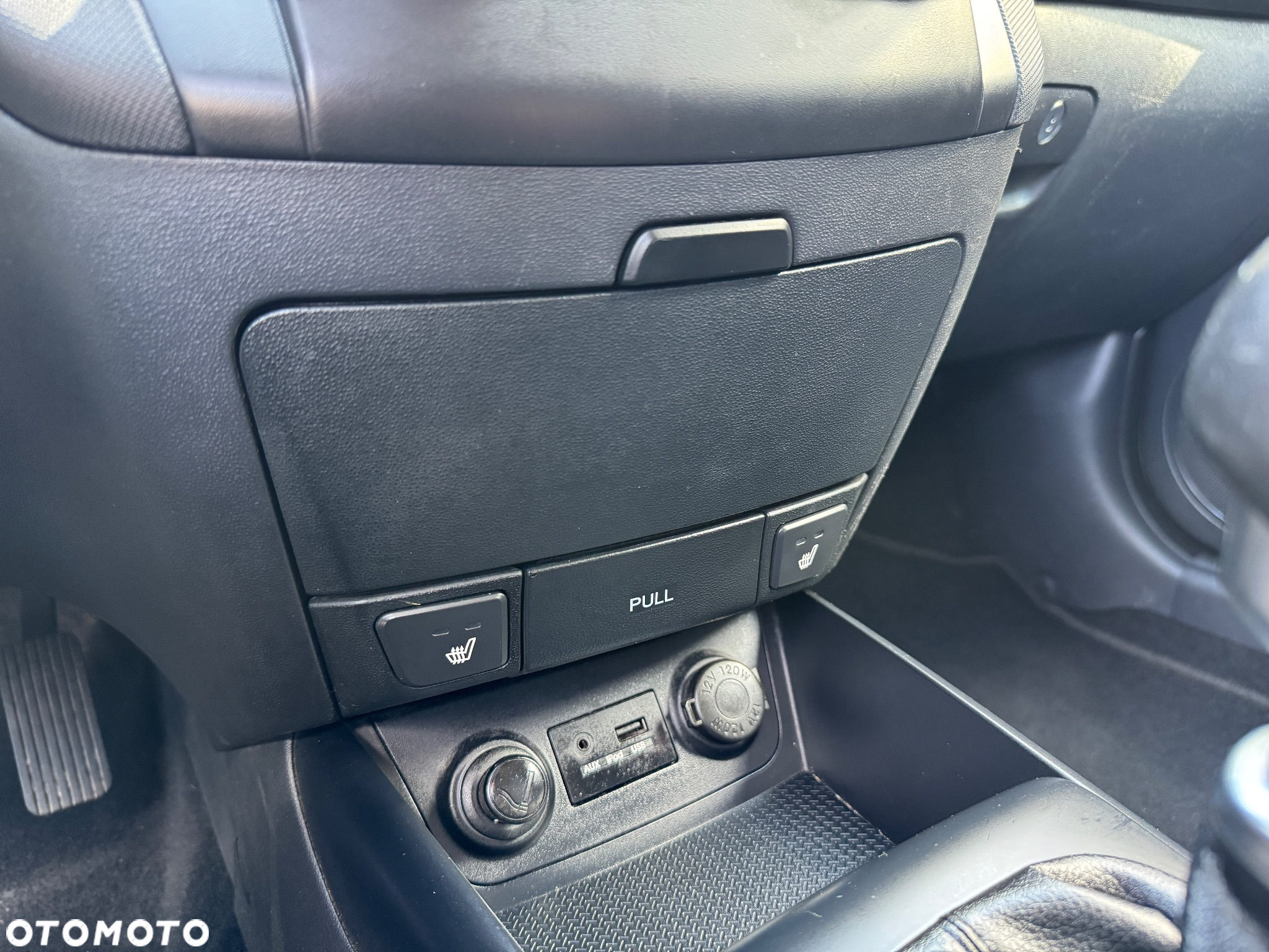 Hyundai i30 1.4 FIFA WM Edition - 24