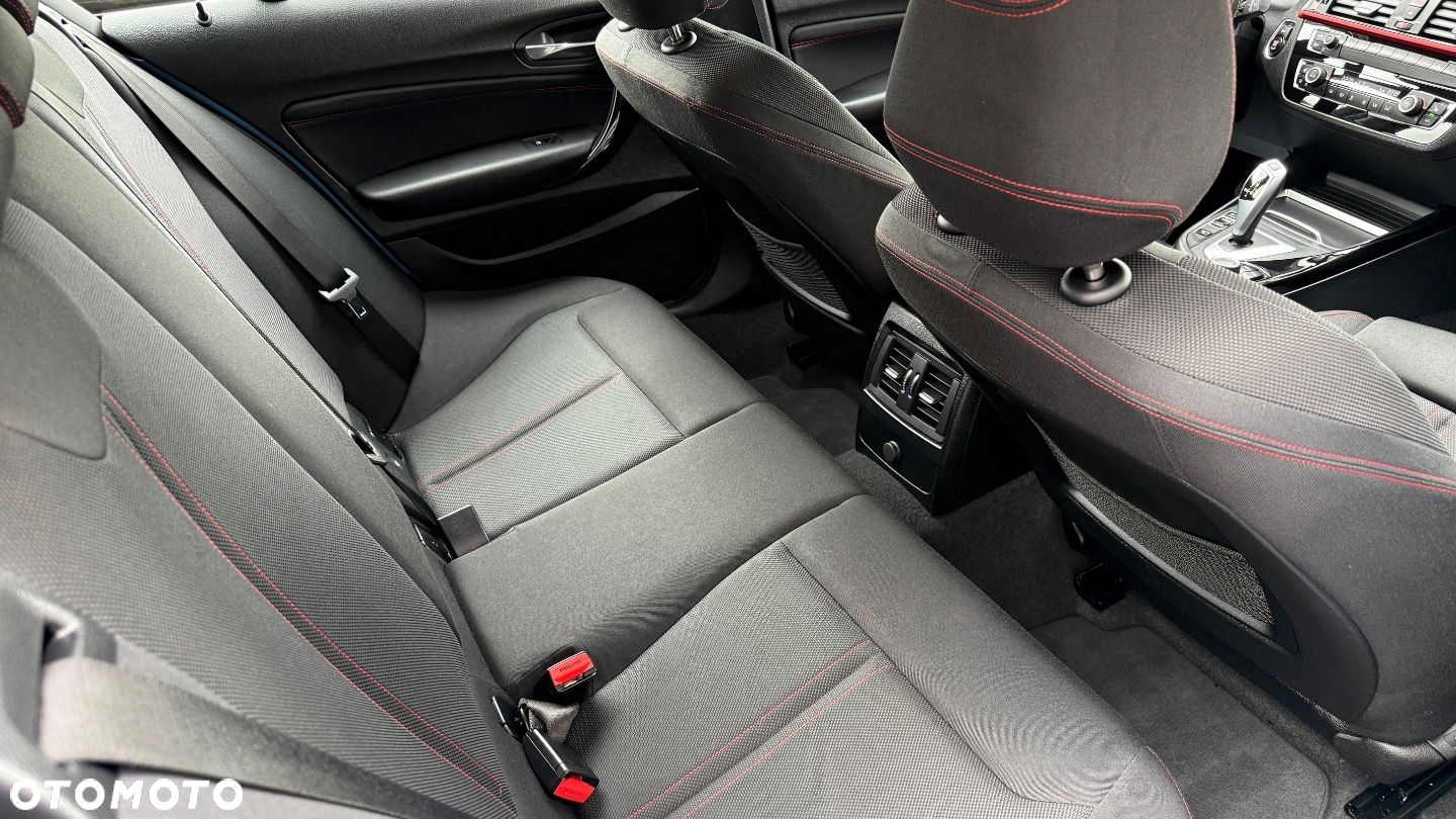 BMW Seria 1 - 30