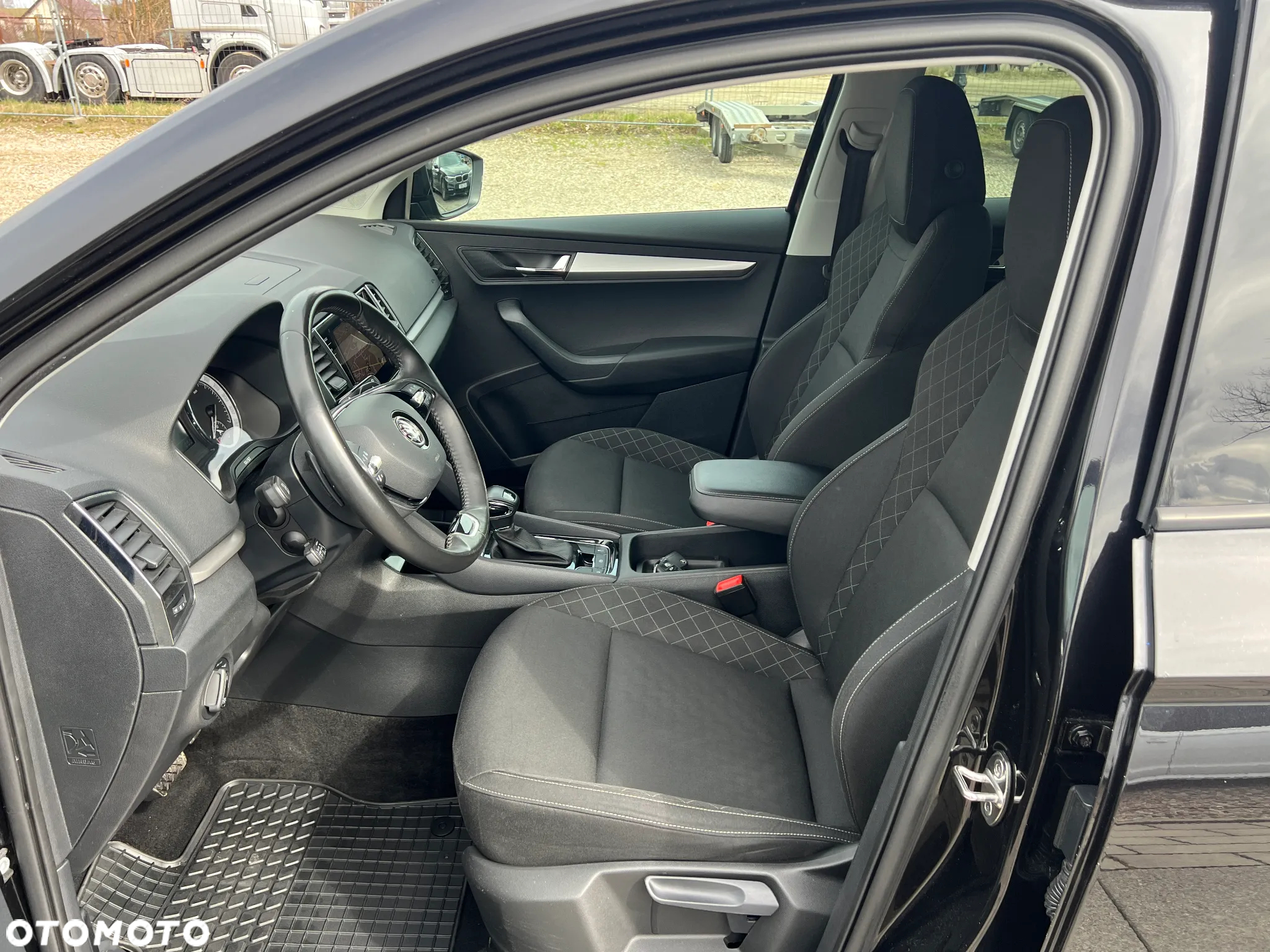Skoda Karoq 1.5 TSI ACT 4x2 Style DSG - 14