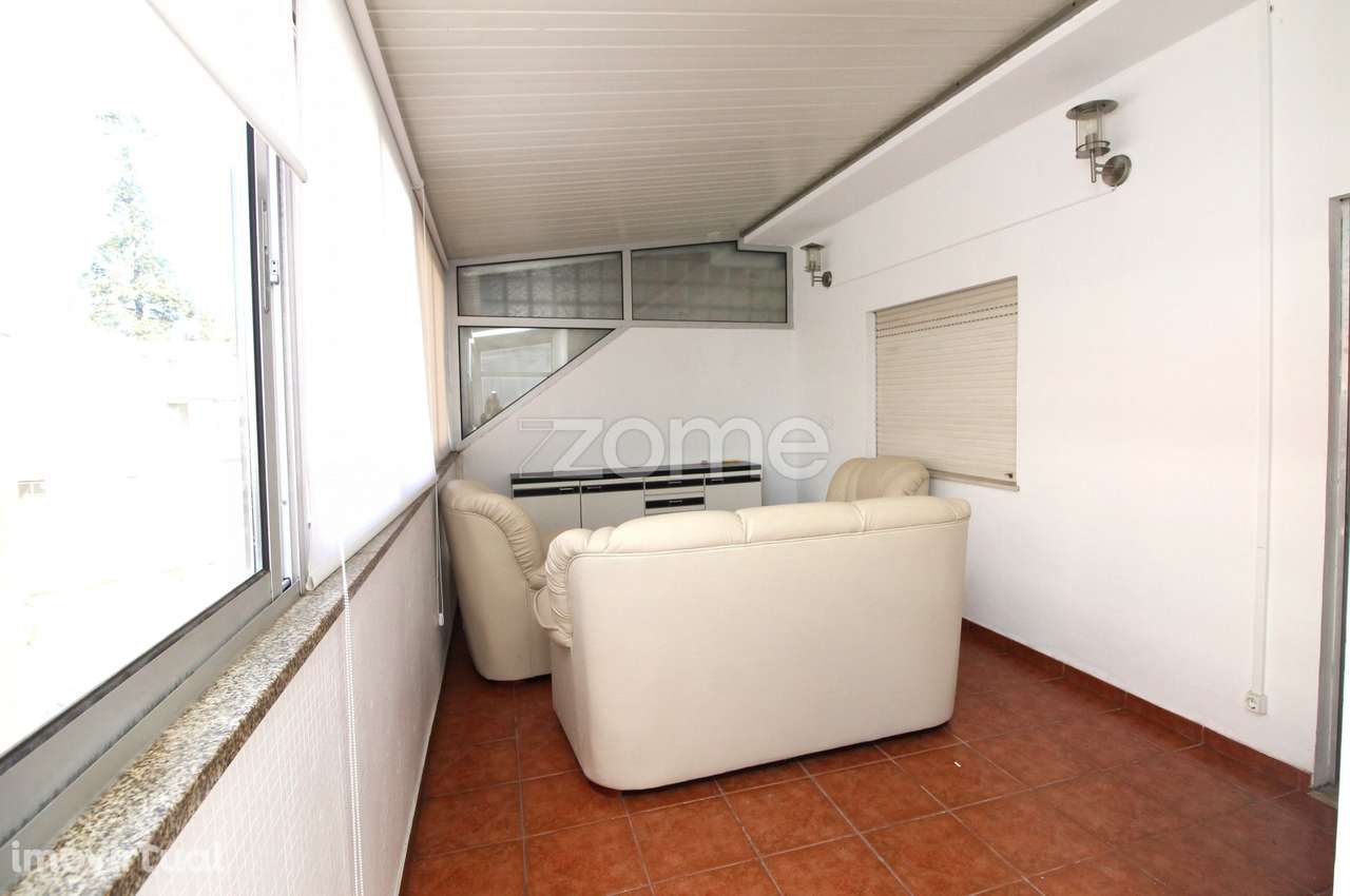 T2 amplo c/ sotão e garagem fechada, S. Vitor, Braga - Grande imagem: 4/38