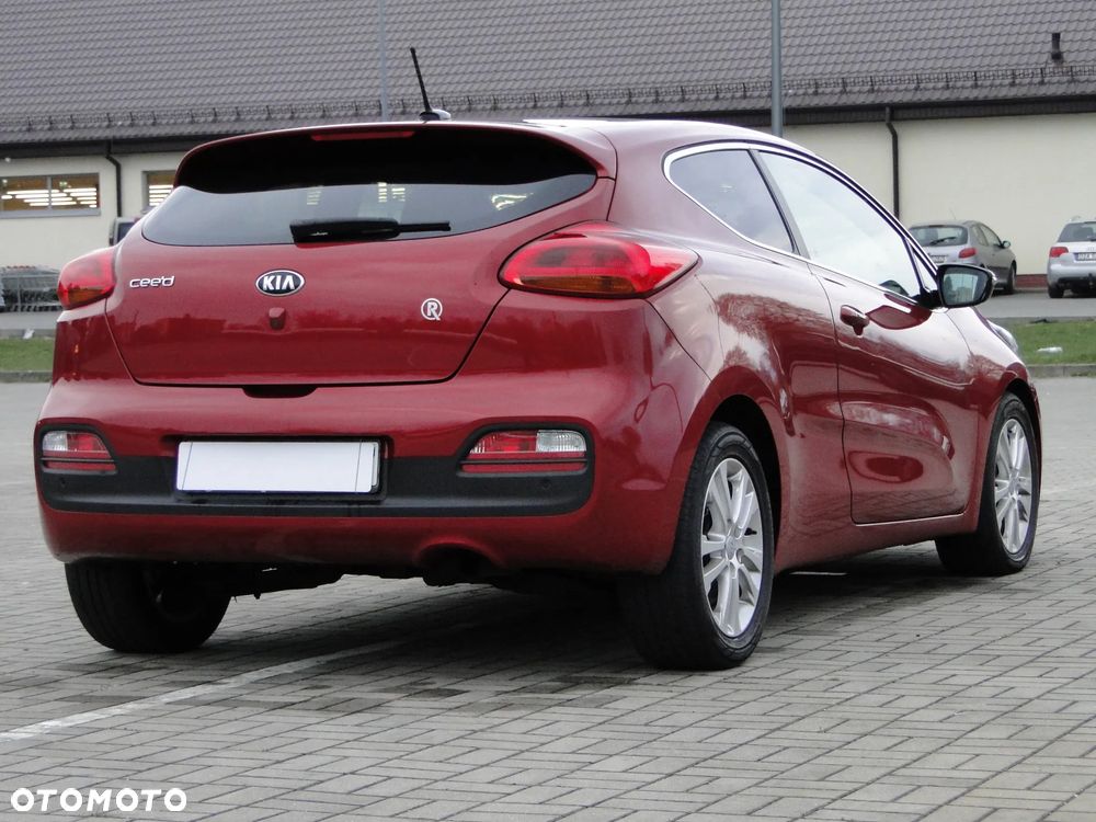 Kia ProCeed 1.6 GDI DCT Spirit - 12