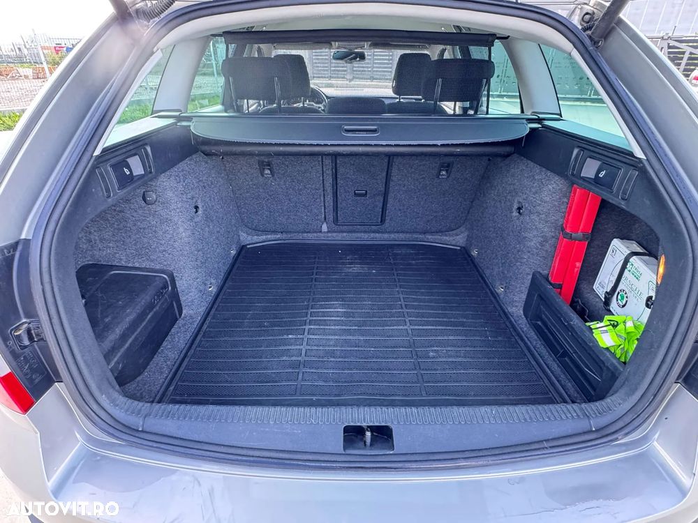 Skoda Octavia 2.0 TDI 4x4 DSG Scout - 10
