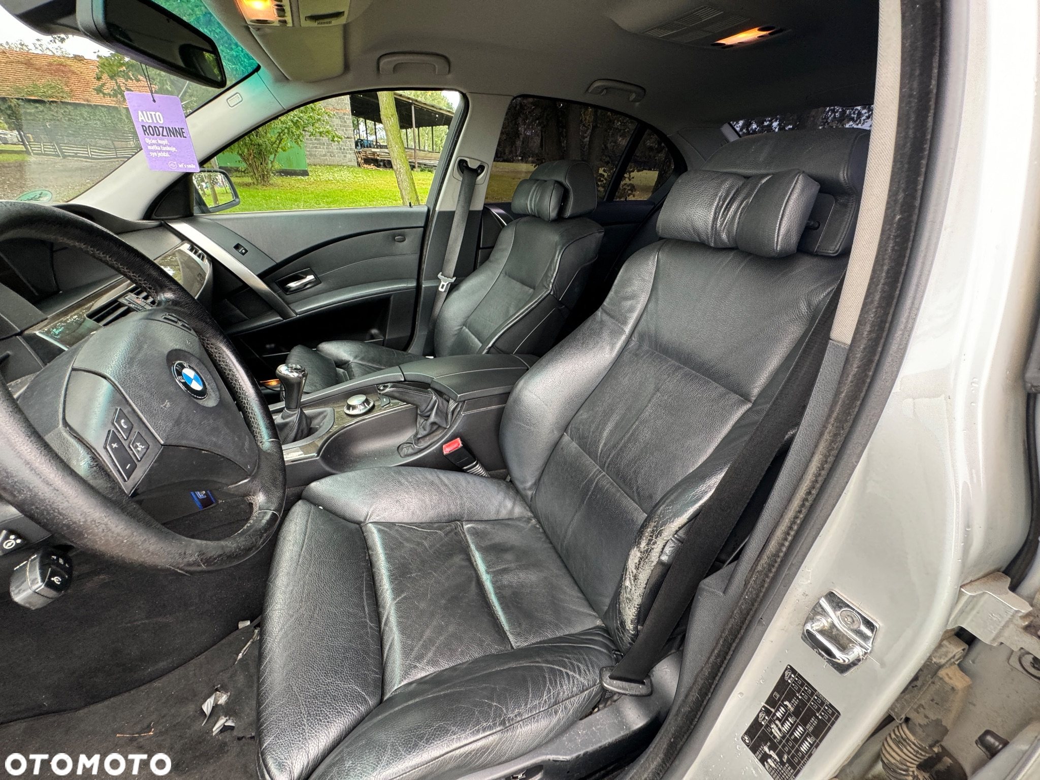 BMW Seria 5 520i - 29