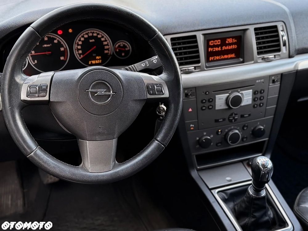 Opel Vectra 1.9 CDTI - 10