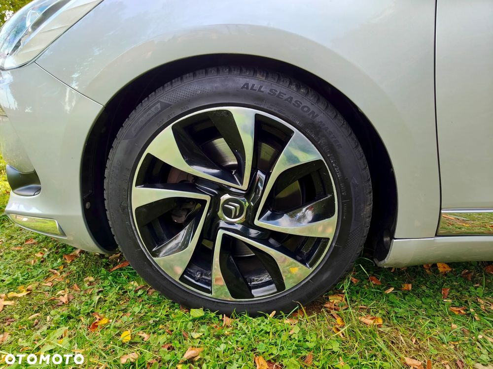 Citroën DS5 HDi 165 SportChic - 21