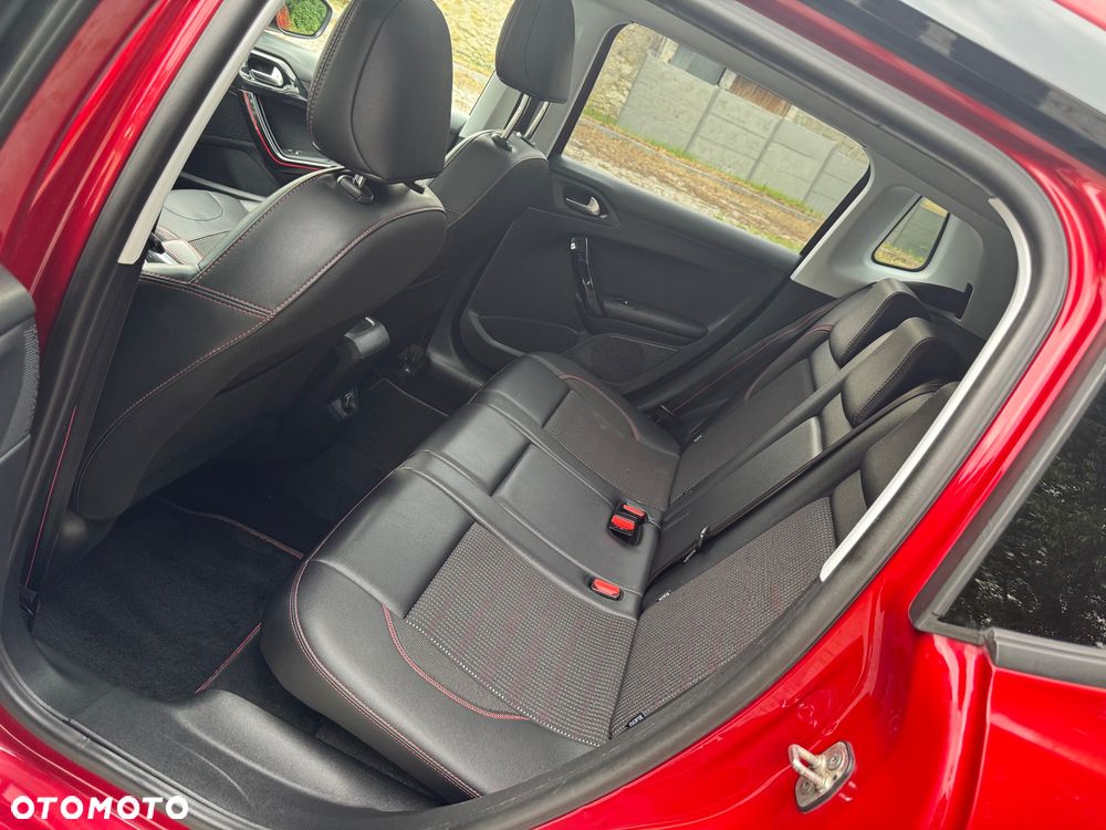 Peugeot 2008 - 23