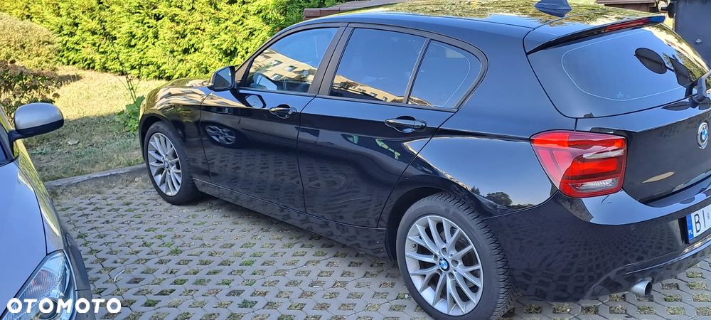 BMW Seria 1 116i - 8