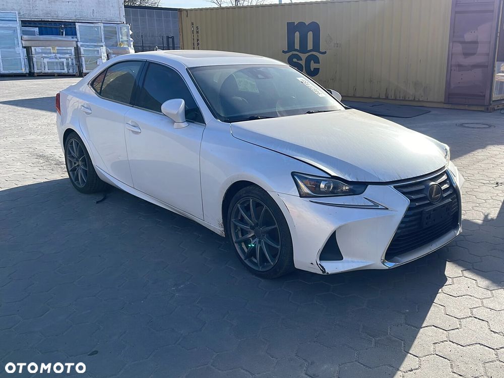 Lexus IS 200t / 300 Prestige - 2