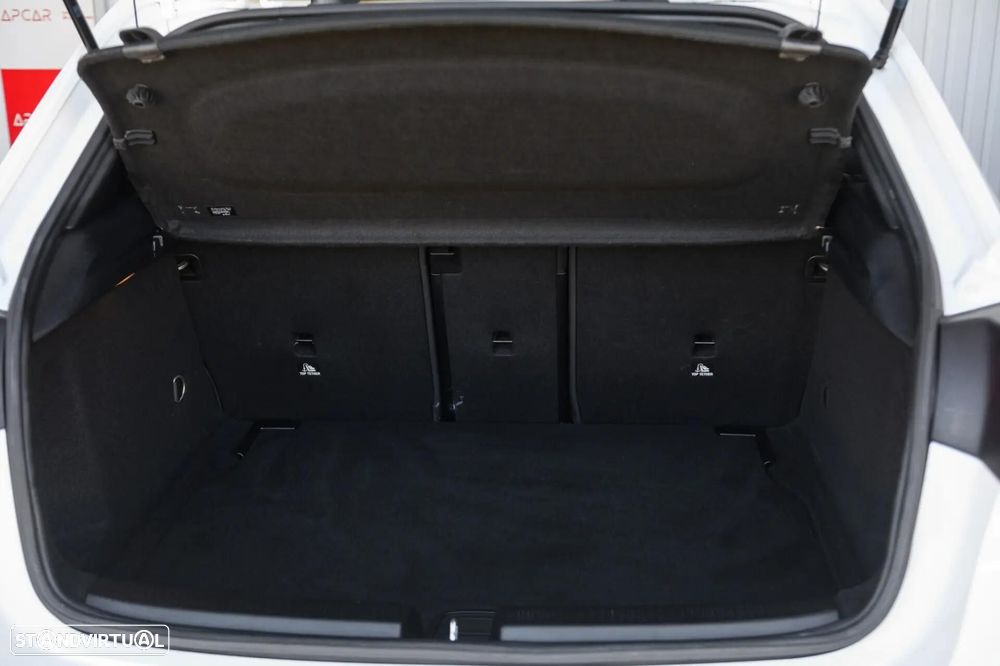 Mercedes-Benz A 200 Standard - 28