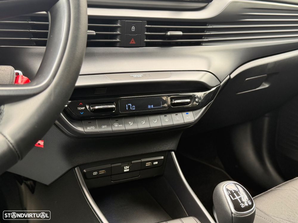 Hyundai Bayon 1.0 T-GDI Premium TT - 32