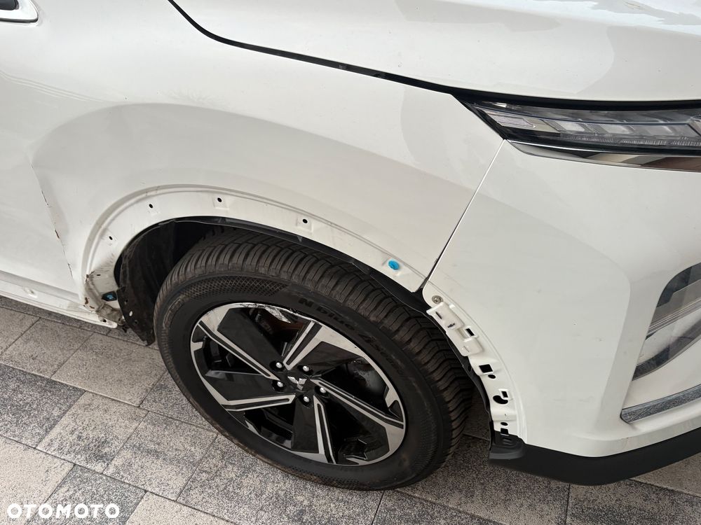 Mitsubishi Eclipse Cross 4WD Basis - 11