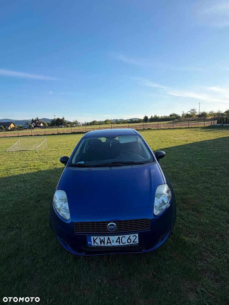 Fiat Grande Punto 1.4 8V Dynamic - 2