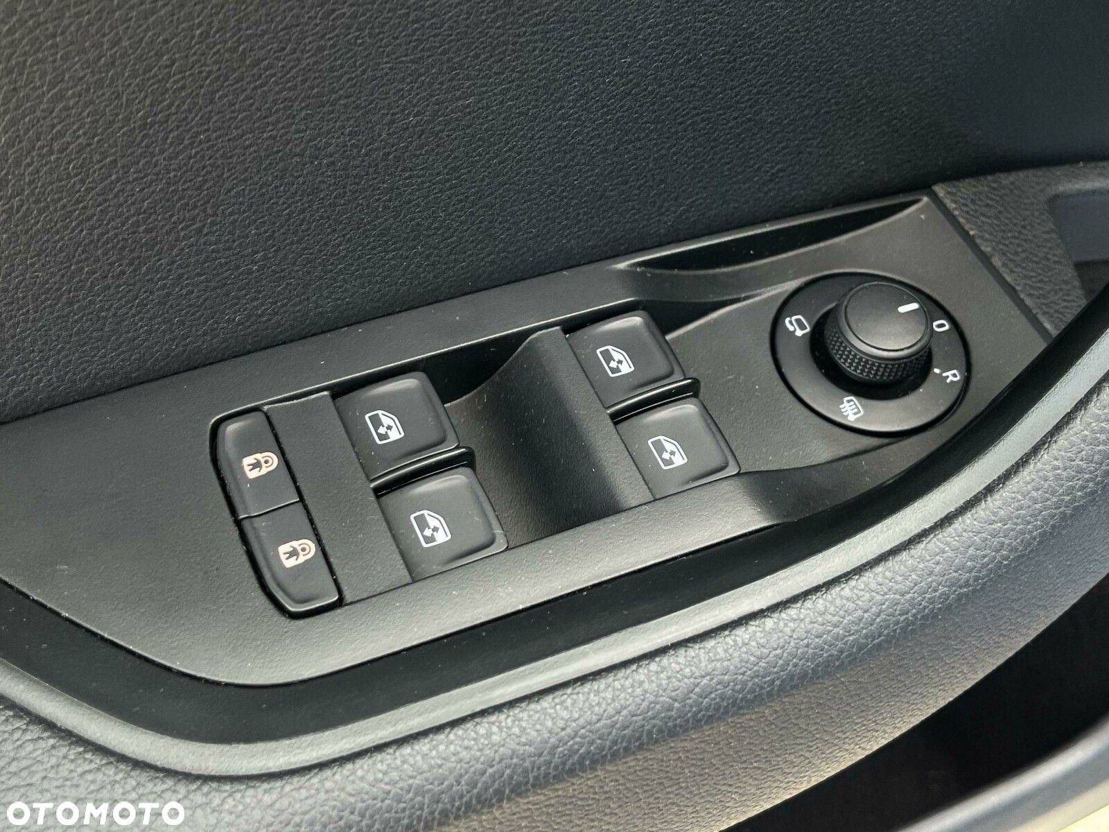 Skoda Superb 2.0 TSI Ambition DSG - 14