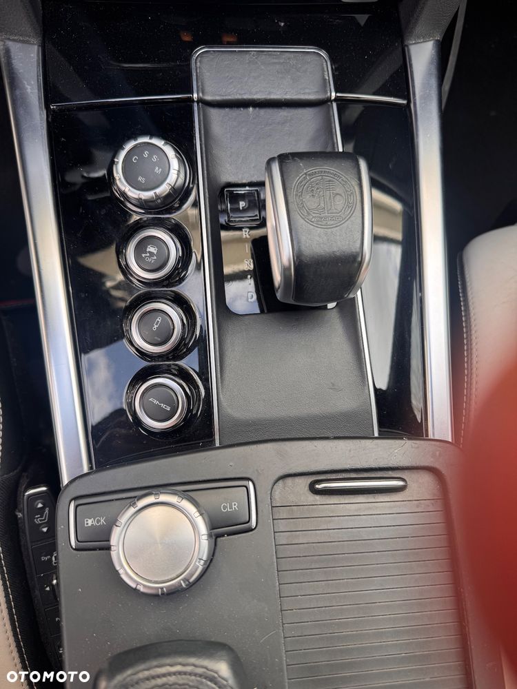 Mercedes-Benz Klasa E - 8