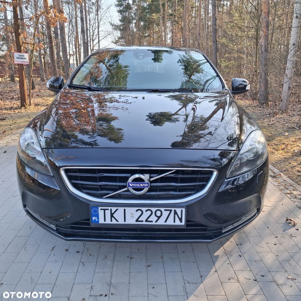 Volvo V40 D2 - 11
