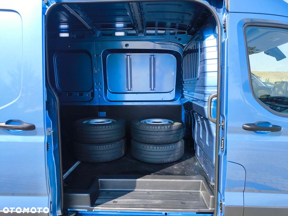 Maxus Deliver 9 - 12