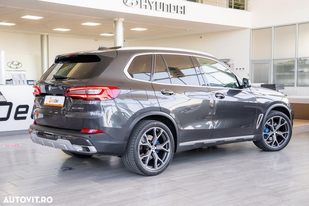 BMW X5 xDrive30d - 16