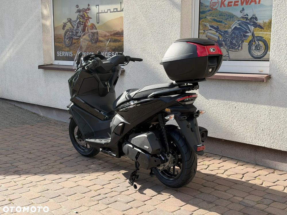 Kymco Skytown - 5