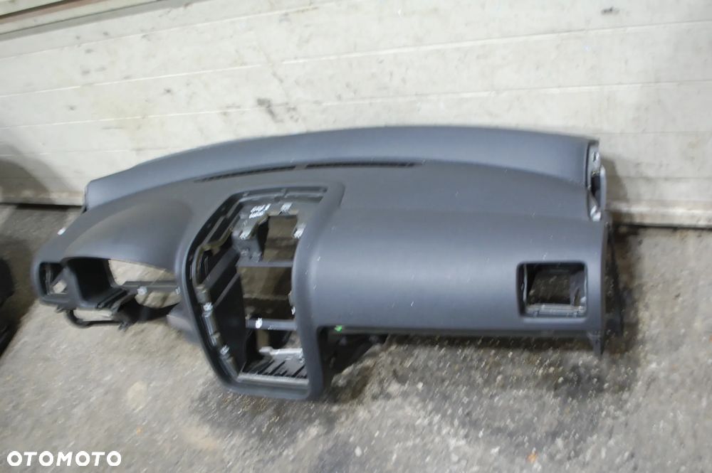 DESKA ROZDZIELCZA KOKPIT VW GOLF V JETTA 1K0 GOLF V KOMBI - 9