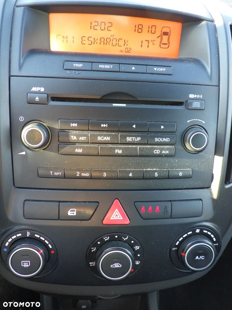 Kia Ceed 1.6 Comfort - 16