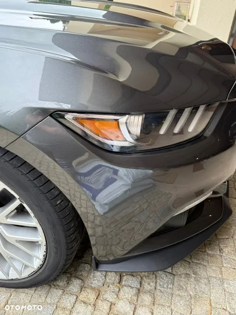 Ford Mustang 5.0 V8 GT - 10