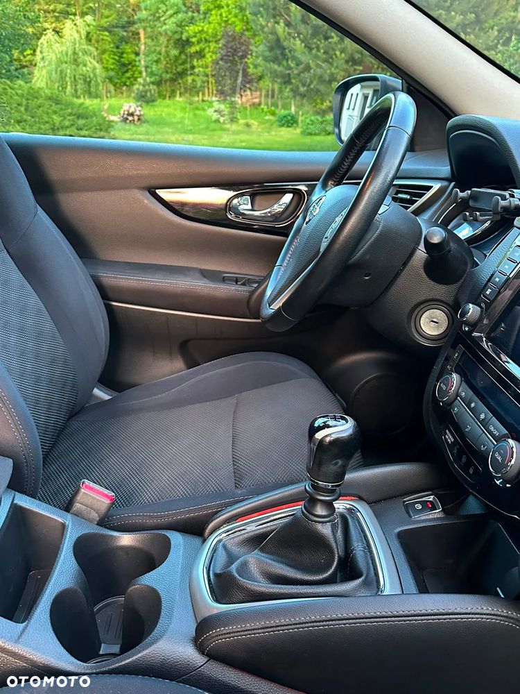 Nissan Qashqai 1.2 DIG-T N-Connecta EU6 - 8