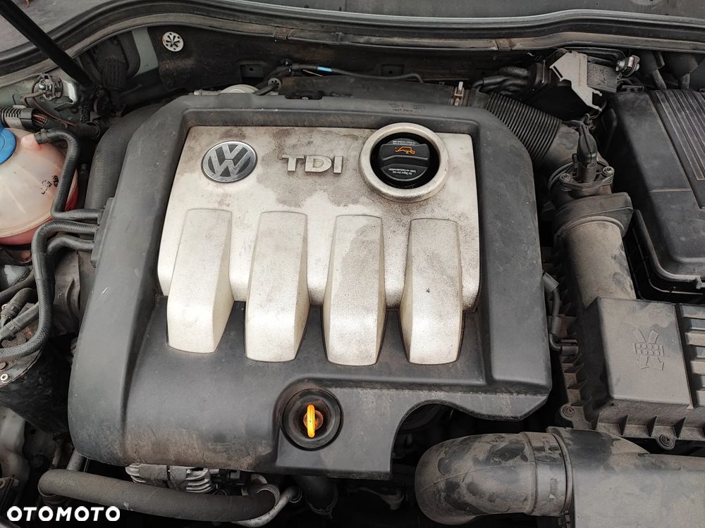 VW PASSAT B6 SILNIK 2.0 tdi 16 V BKP  goły slupek - 1