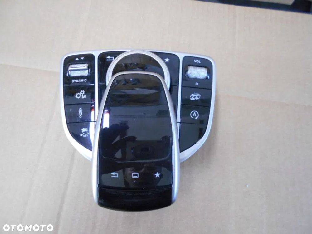 MERCEDES AMG W 205 PANEL IDRAVE KONTROLER - 1