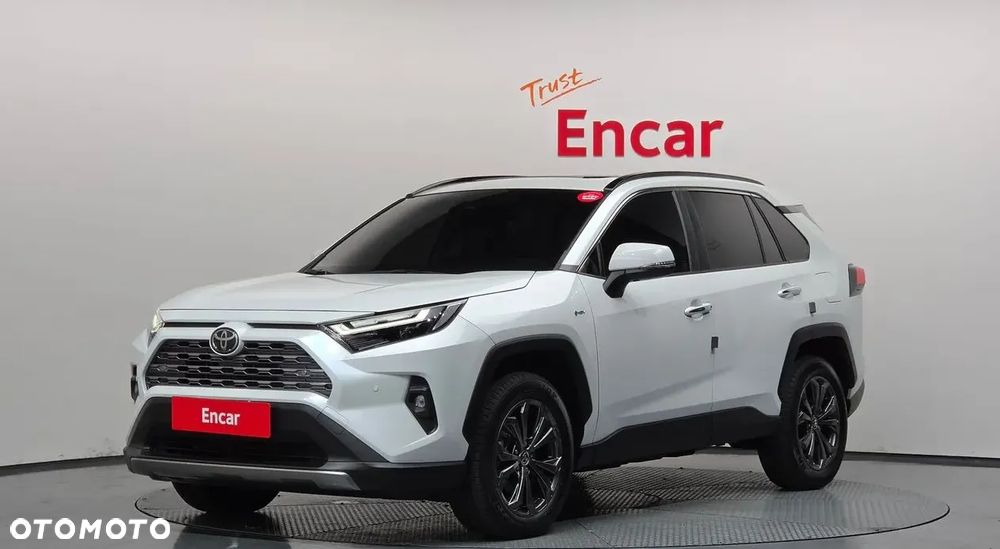 Toyota RAV4 - 1