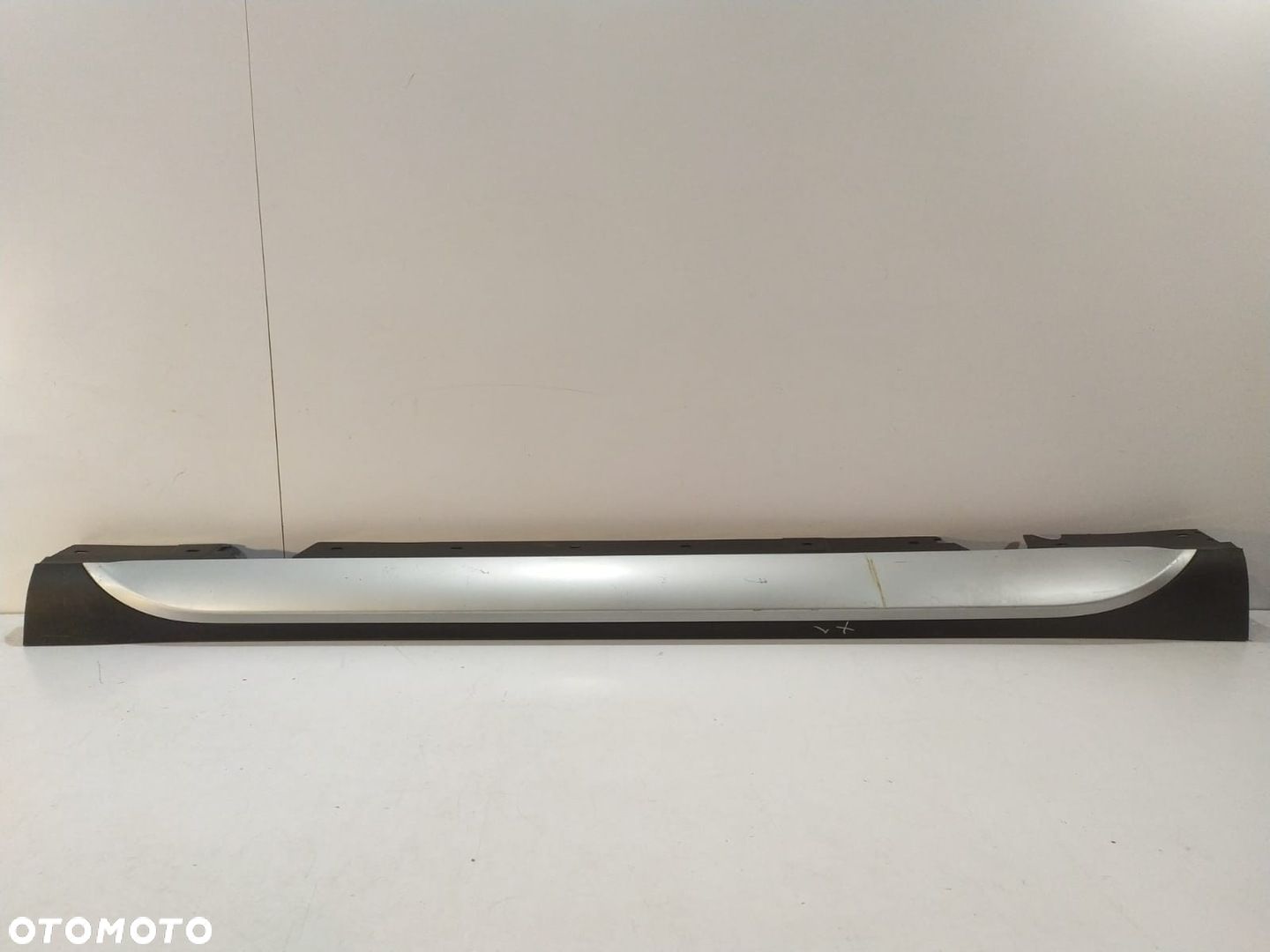 BMW X1 E84 Listwa / osłona progu prawa - 14380 - 1