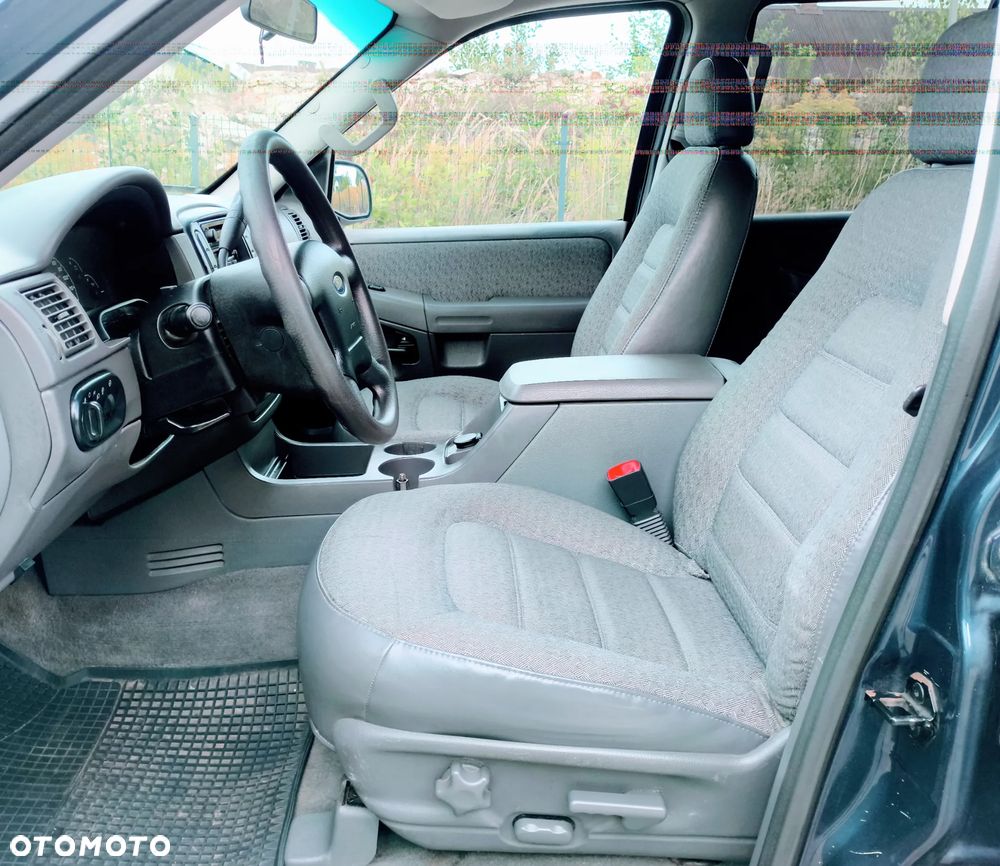 Ford Explorer 4.0 - 7