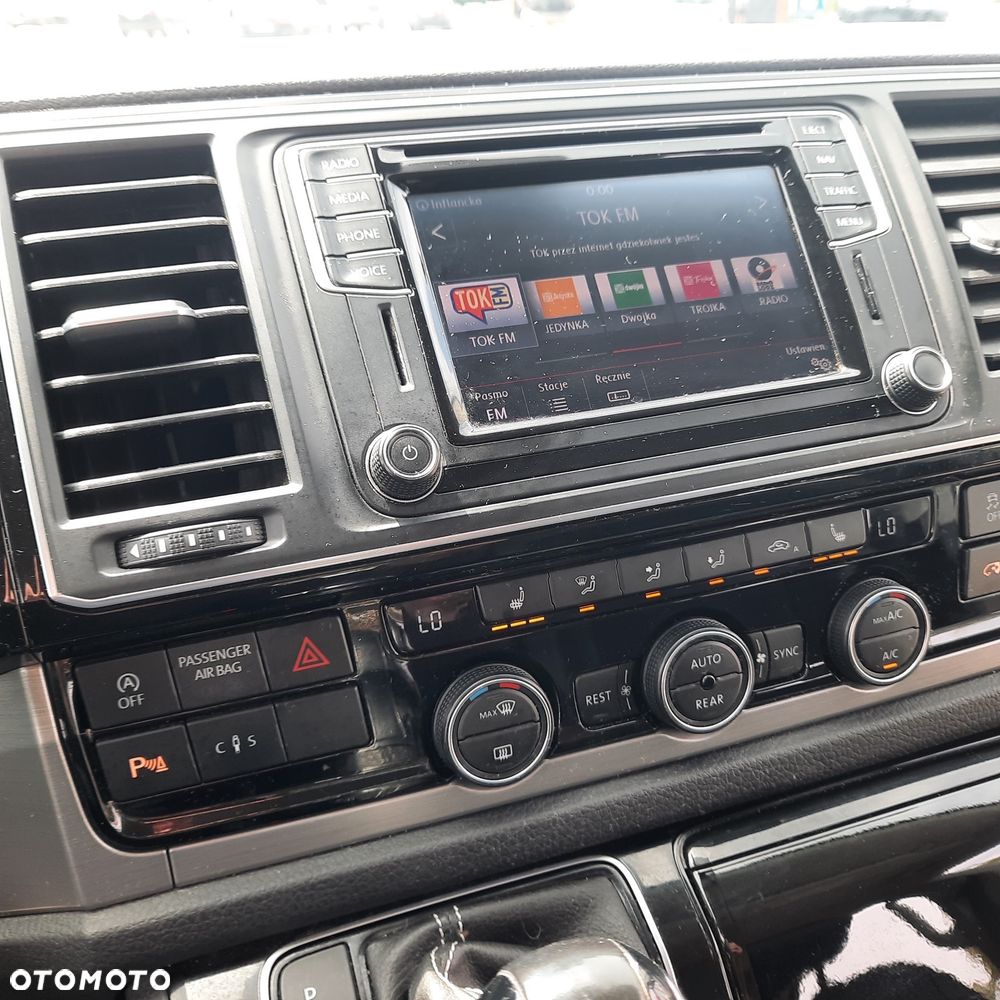 Volkswagen Multivan - 14
