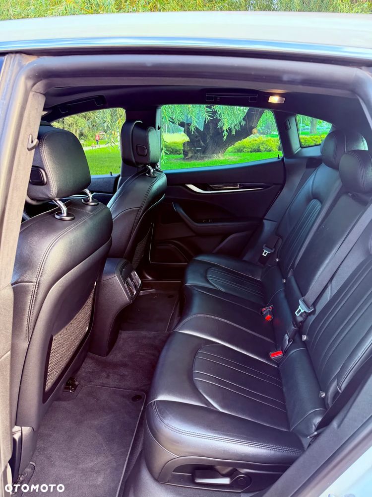 Maserati Levante S Q4 - 11