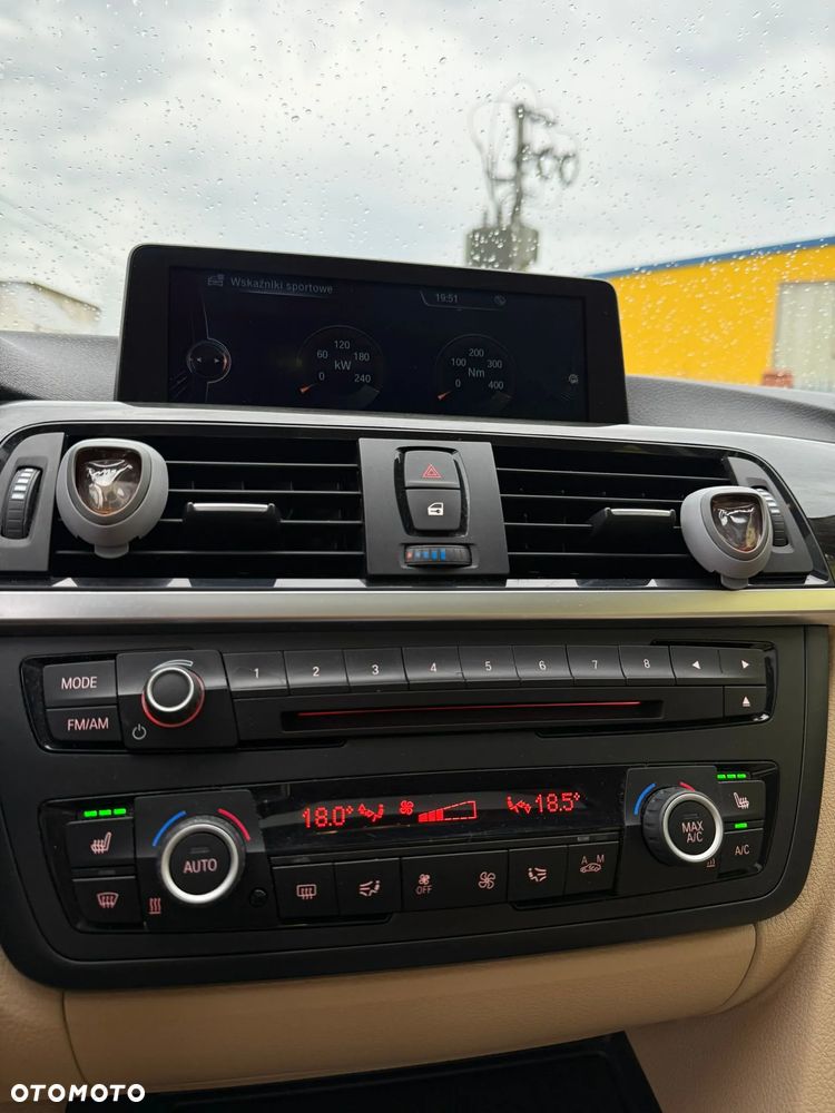 BMW Seria 4 428i Coupe Luxury Line - 24