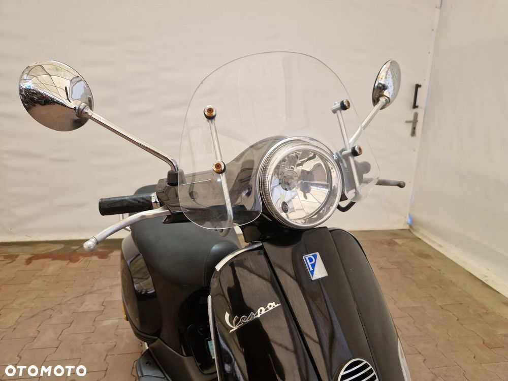Piaggio Vespa - 8